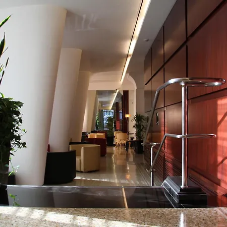 Genova 4*
