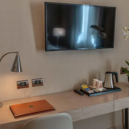 Hotel Genova 4*