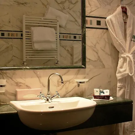 Hotel Genova Rome