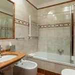 فندق جنوة 4*